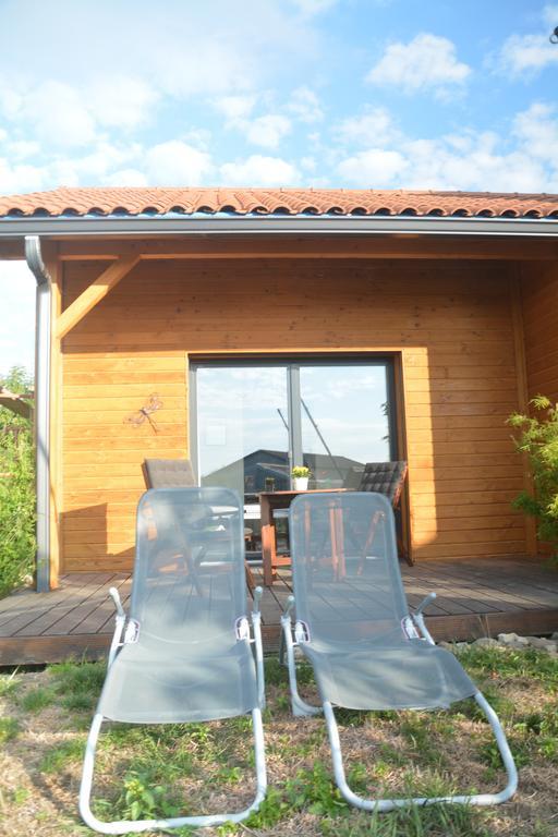 Les Condamines Bed & Breakfast Antoingt ภายนอก รูปภาพ