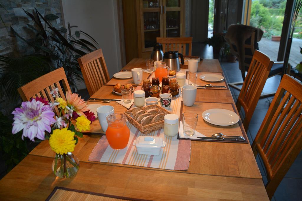 Les Condamines Bed & Breakfast Antoingt ภายนอก รูปภาพ