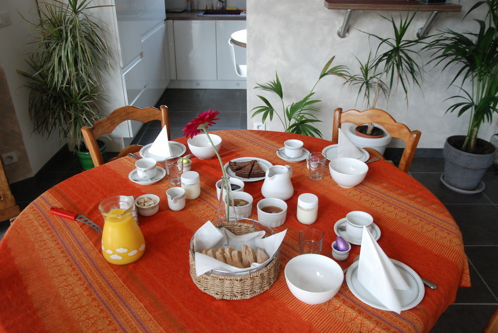 Les Condamines Bed & Breakfast Antoingt ภายนอก รูปภาพ